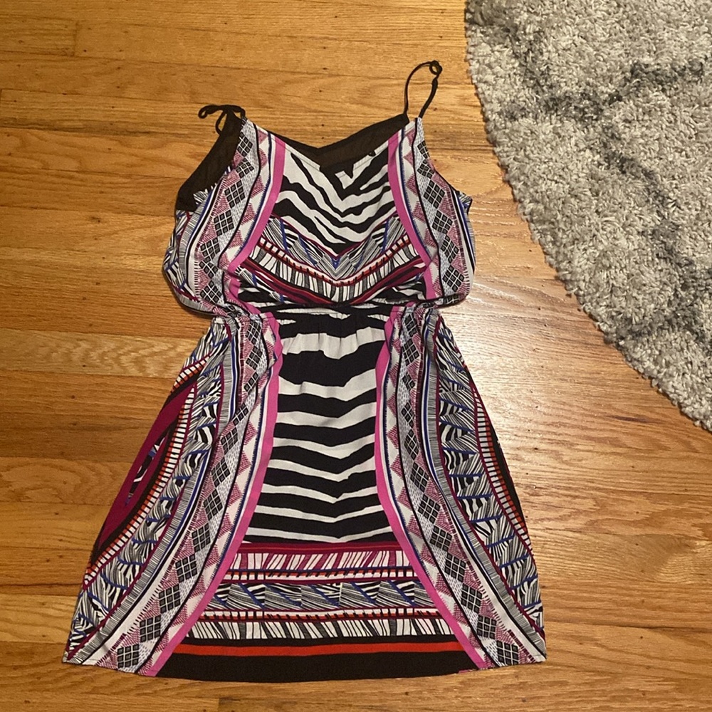 Express dress - Picture 4 of 4